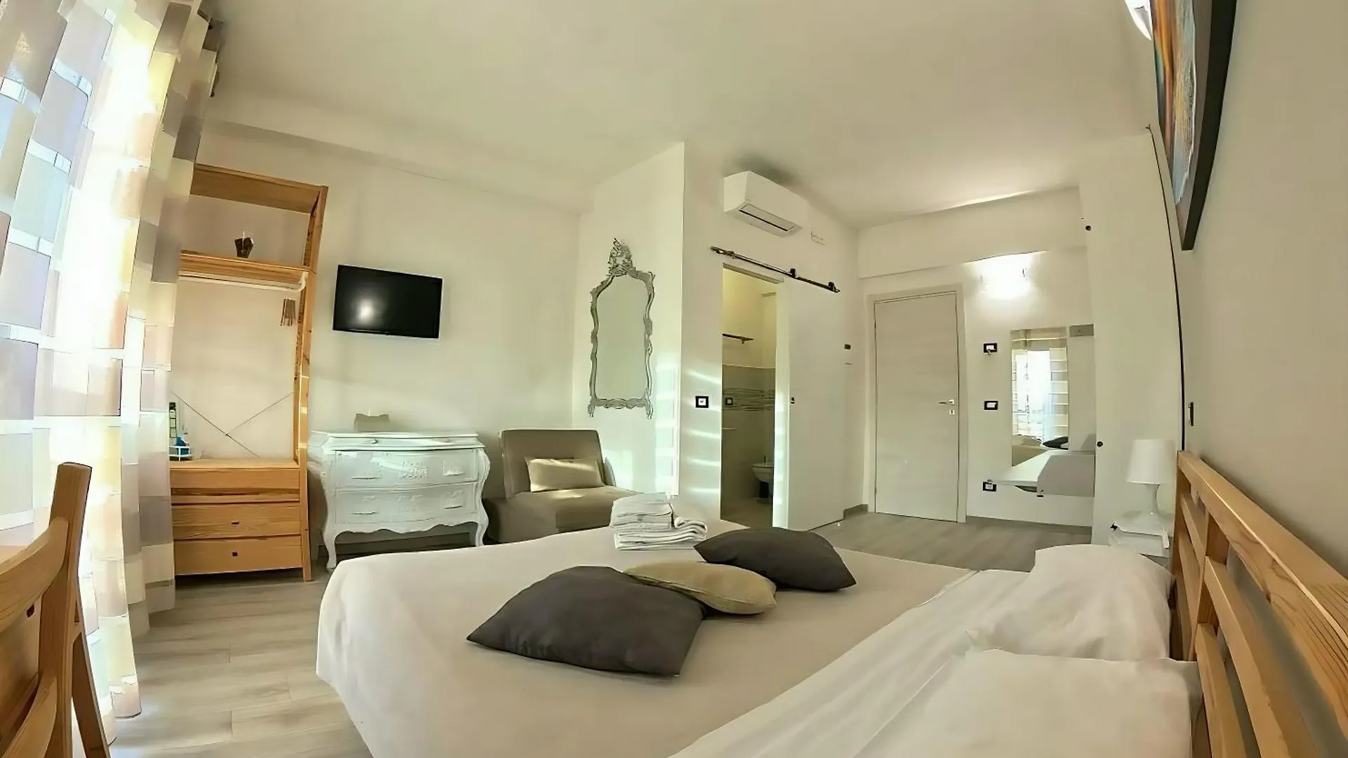 Attico Livorno Bed & Relax Hotel